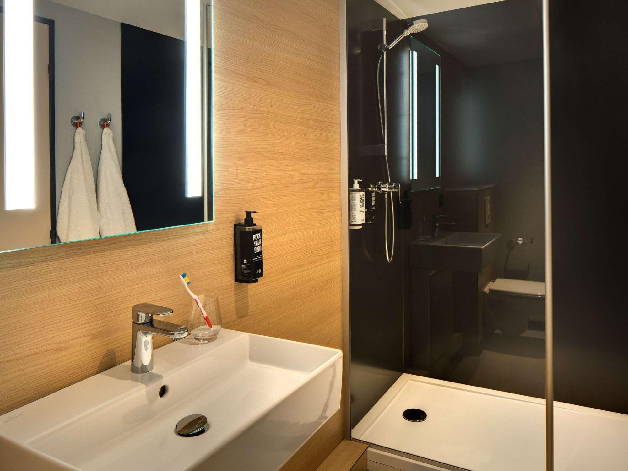 Ibis Vichy Hotel Екстериор снимка