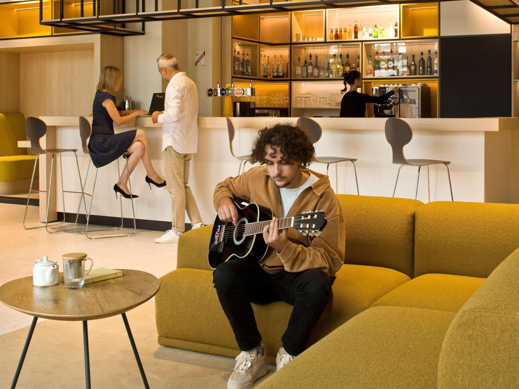 Ibis Vichy Hotel Екстериор снимка