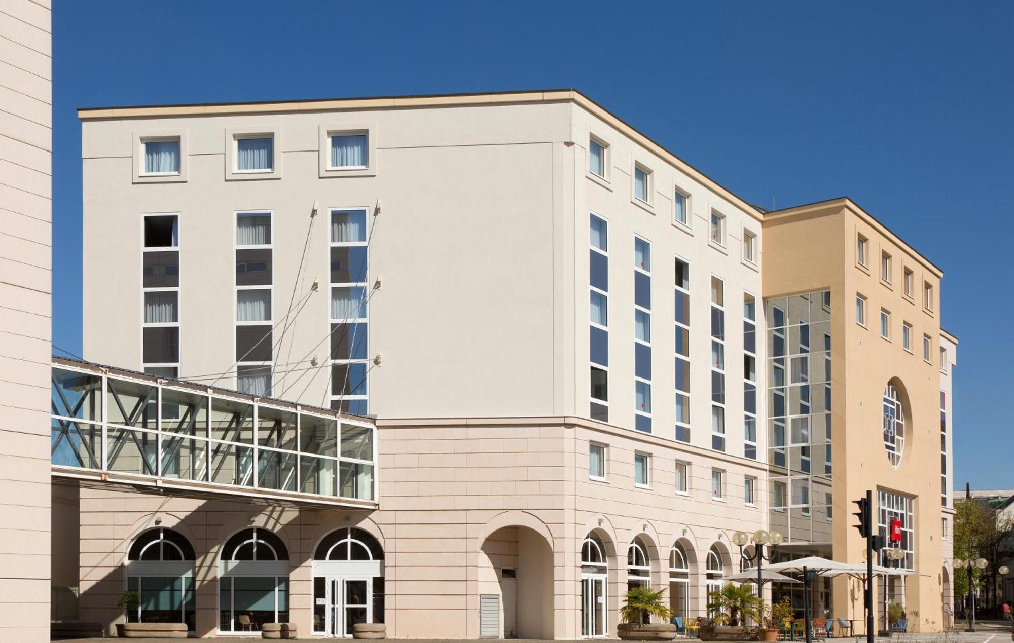 Ibis Vichy Hotel Екстериор снимка
