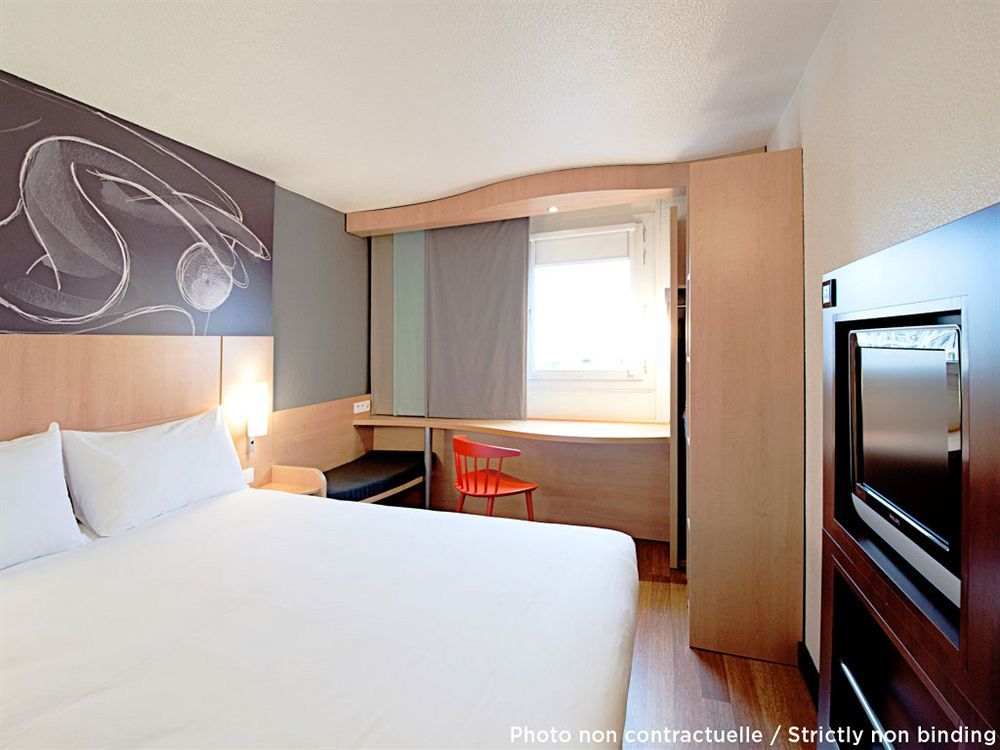 Ibis Vichy Hotel Екстериор снимка