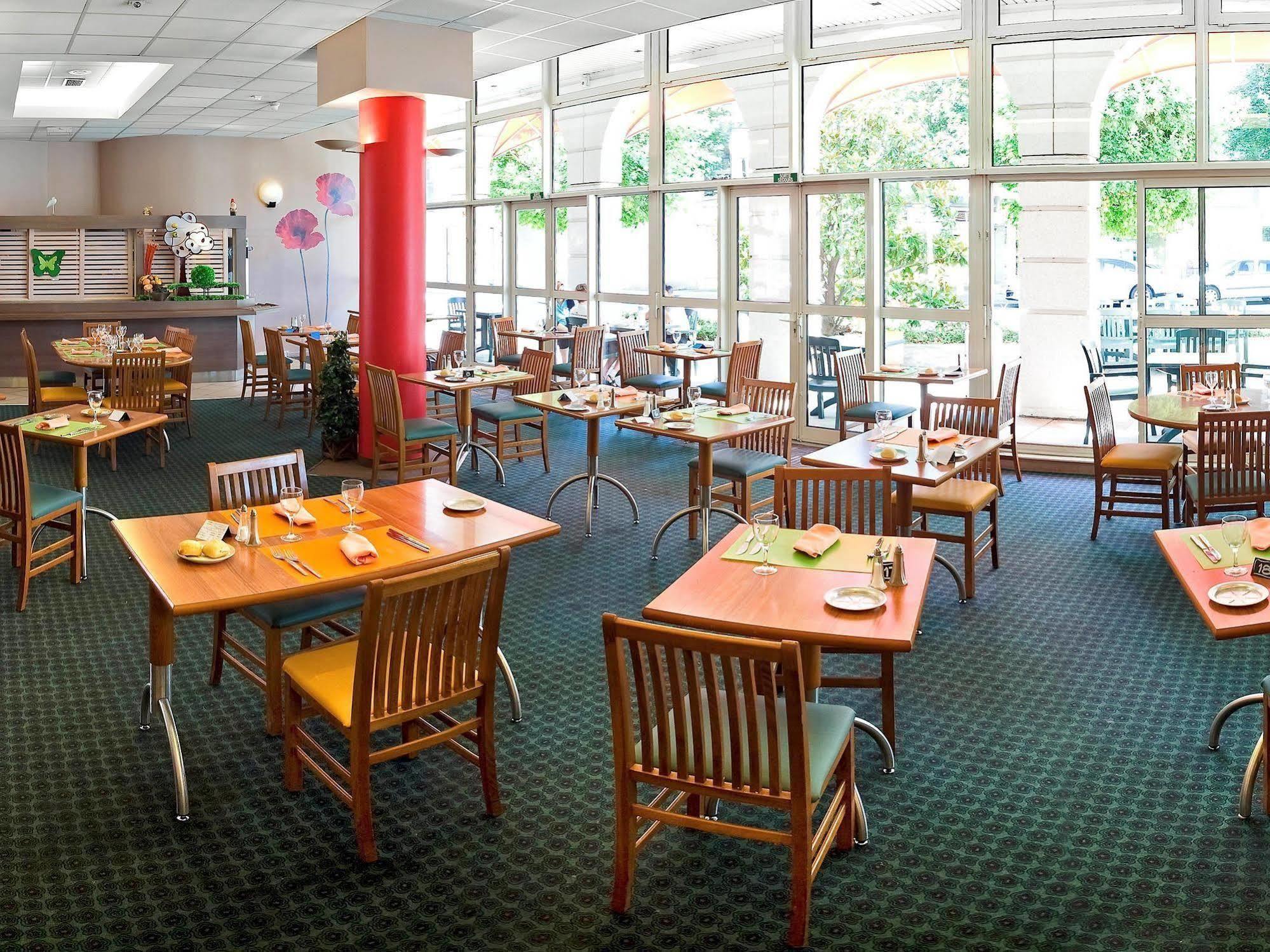 Ibis Vichy Hotel Екстериор снимка